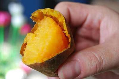 紅薯、柿子和雞蛋同食會(huì)中毒？營(yíng)養(yǎng)師揭曉真相，薯類銷售不受影響